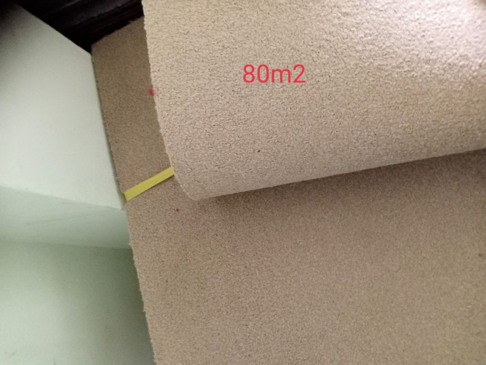 Thảm trải sàn cũ