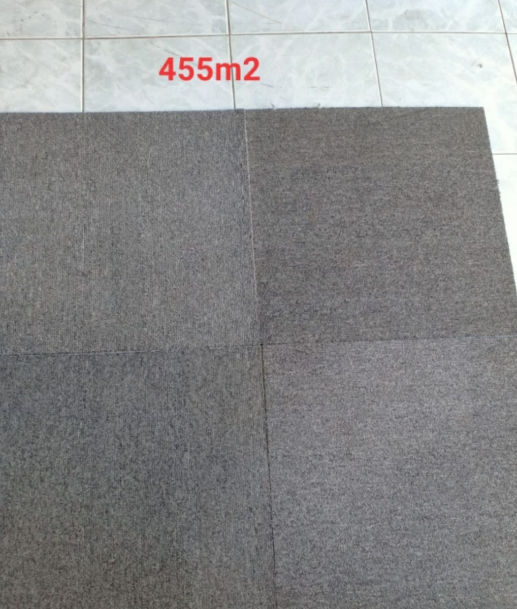 Thảm trải sàn cũ giá kho