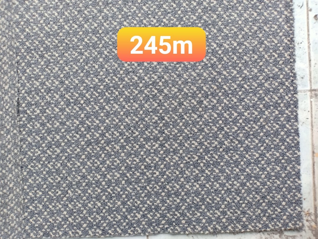 Thảm trải sàn cũ giá kho