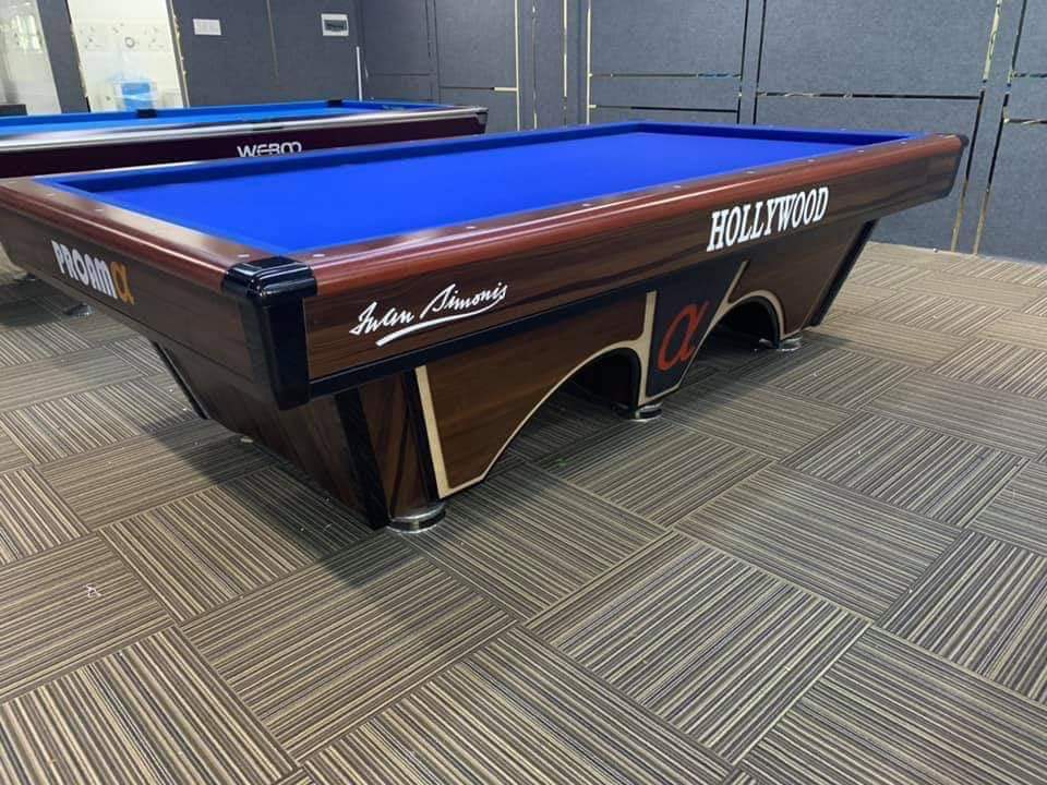 Thảm trải sàn cũ xả kho