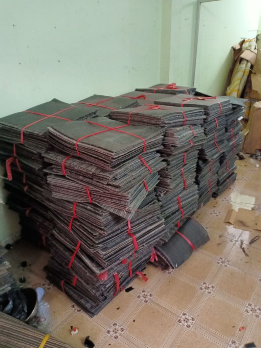 Thảm trải sàn cũ chất lượng cao