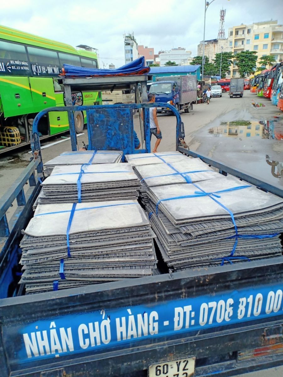 Thảm trải sàn cũ chất lượng cao thanh lý