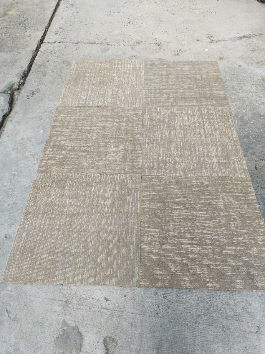 Thảm trải sàn cũ bida