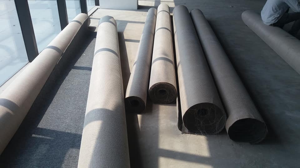 Thảm trải sàn cũ