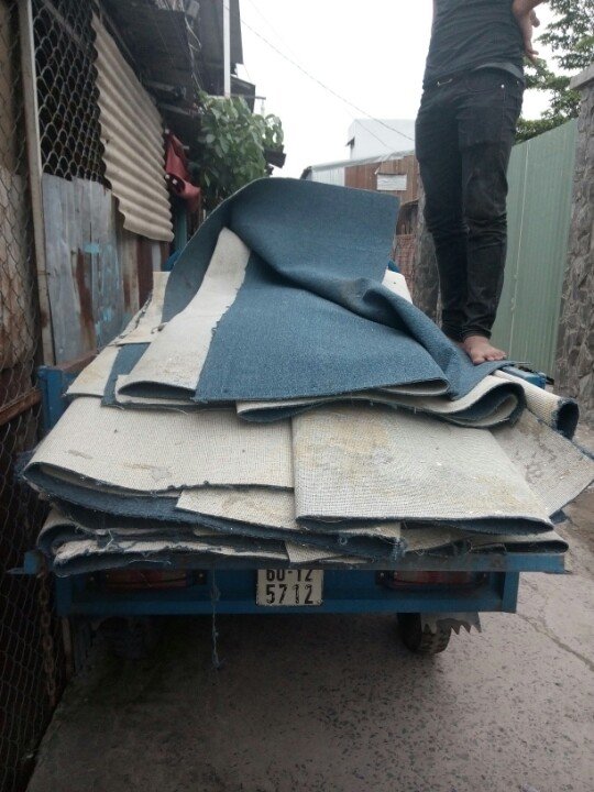 Kho thảm trải sàn cũ