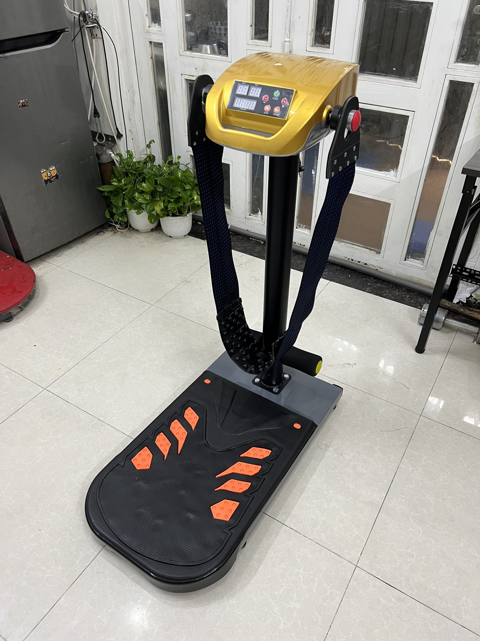  máy massage bụng điều chỉnh MG 2022